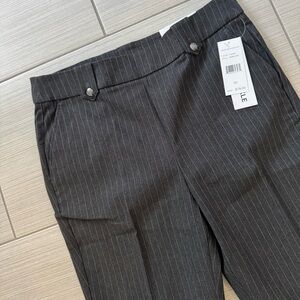 Women’s Slim Gray White Striped Ankle Pants Sz-10